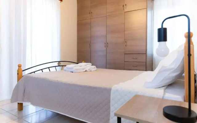 Platsa Seaview Retreat - A Stone-built Escape