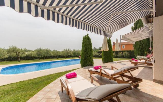 Villa Rosa