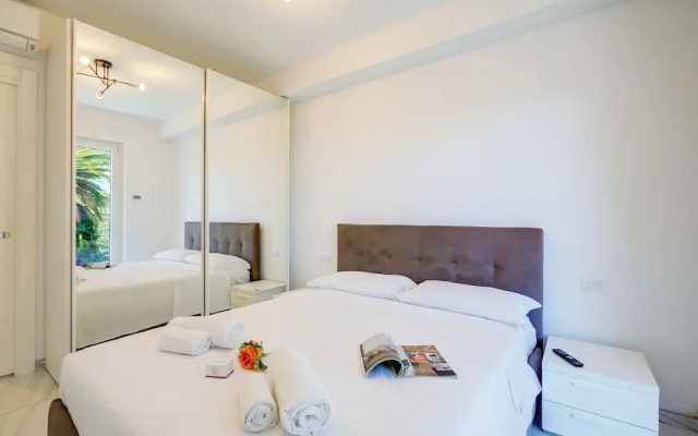 Beachy Vibes- 900m From the Beach