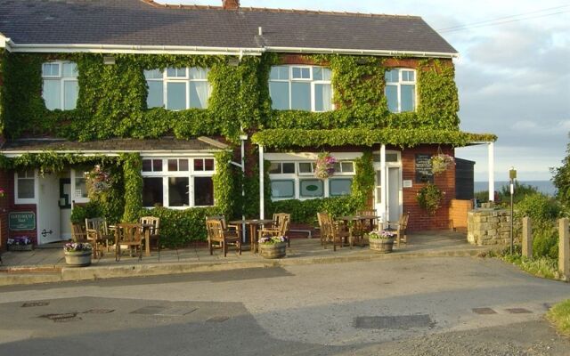 The Cliffemount Hotel