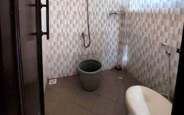 Hotel O Guest House Bu Iin Syariah