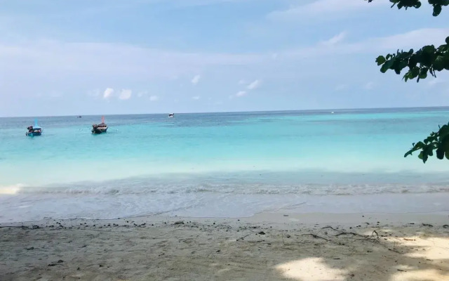 Lipe Garden Beach Resort