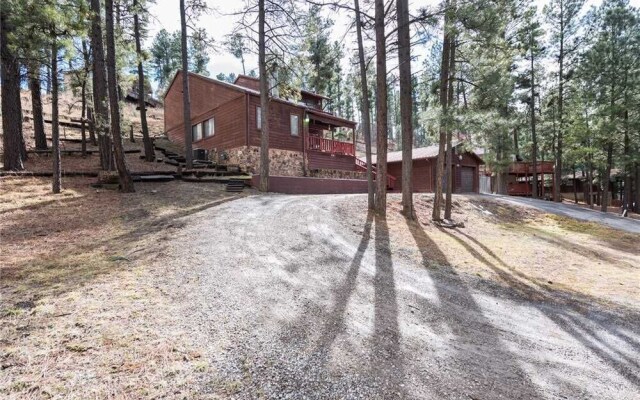 DreamCatcher - Two Bedroom Cabin