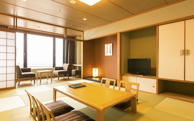 Fruit Park Fujiya Hotel
