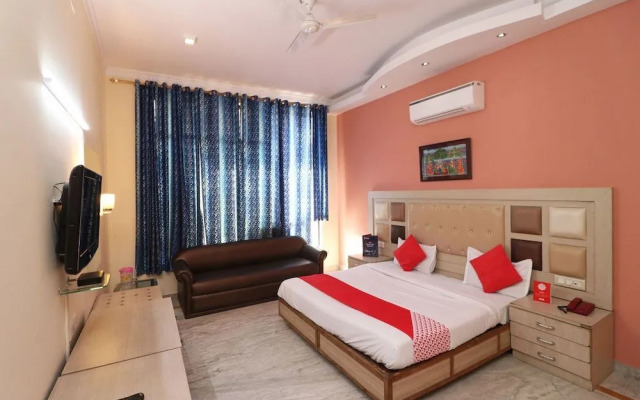 Birdhouse Residency By OYO Rooms