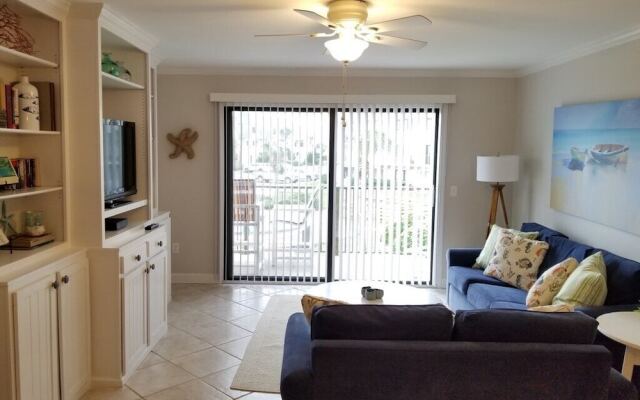 Summerhouse 221 2 Bedroom Condo