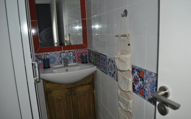 Athieno - Αθηαινώ