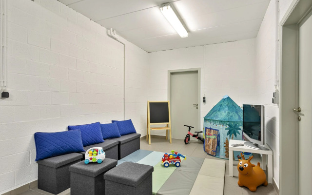 Pleasant Holiday Home With Recreation Room