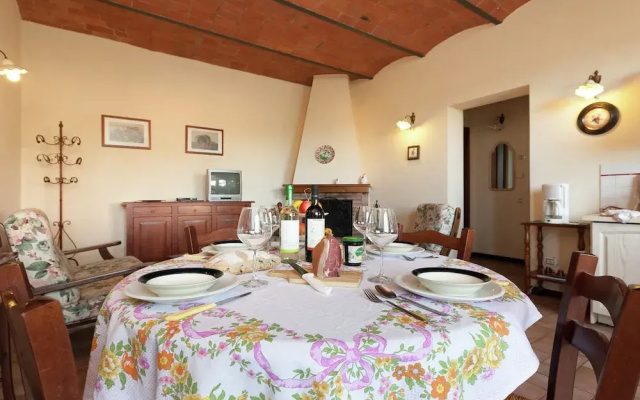 Holiday Home With Pool in Stabbia