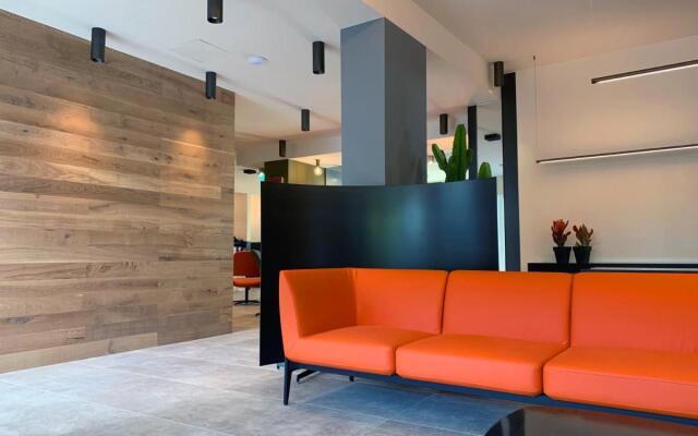 The Green Park Hotel