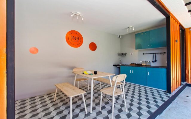 JN9 Poshtel