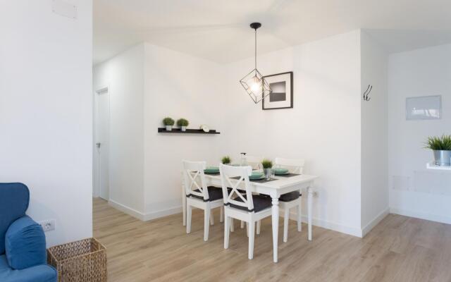 Home2Book Modern Center Apartment +WiFi & Terrace