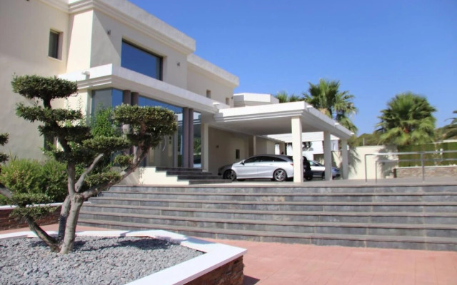 Villa With Pool and hot tub in Benissa, Alicante