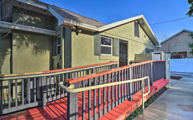 Vibrant Dunedin Getaway w/ Furnished Patio!