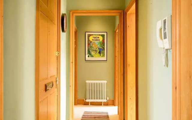 Great Location! 3 Bedroom Ground Floor