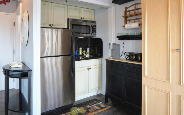 Tropicals of Palm Beach