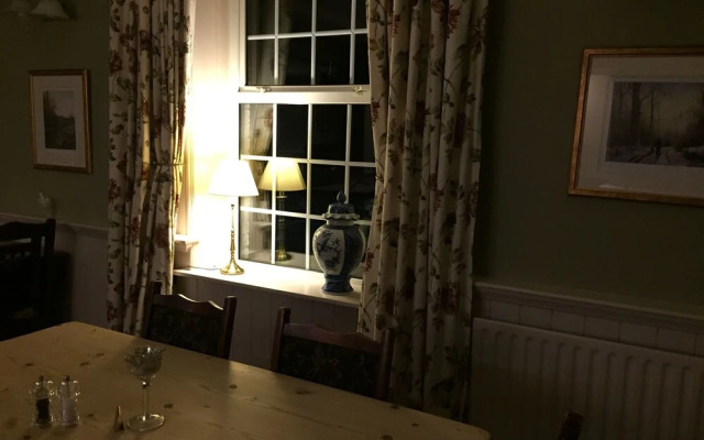 Red Lion Inn Partney