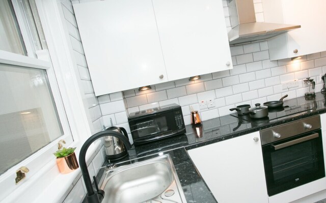 Malone Place Apartment