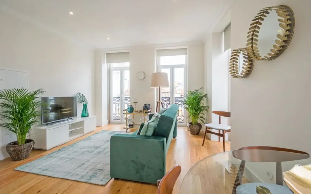 Principe Real Lightful Apartment