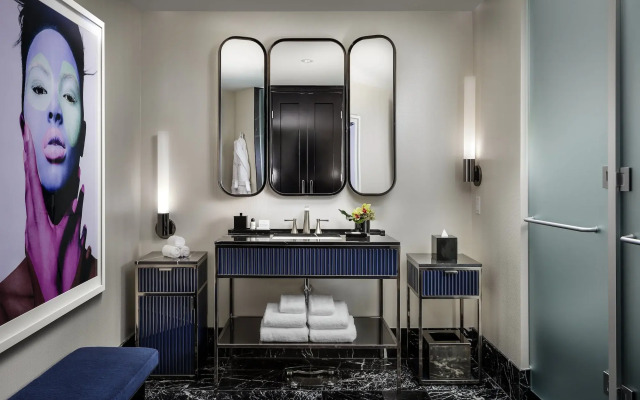 Bisha, a Luxury Collection Hotel Toronto