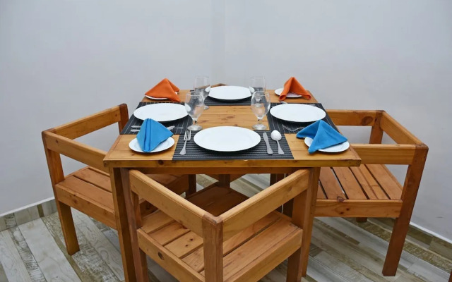 OYO 446 Yensfield Hotel