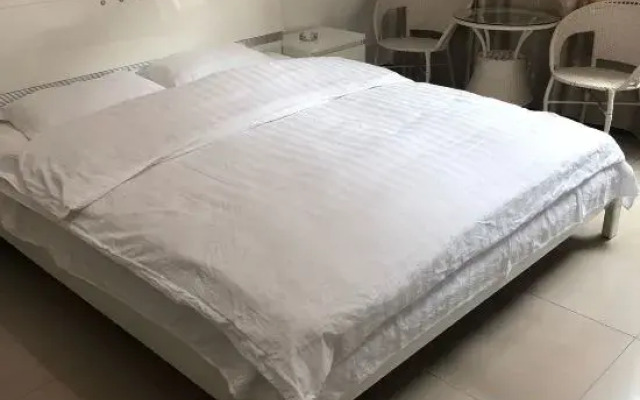 Jiujiang Longxiang Express Hotel (Lushan High-speed Railway Station)