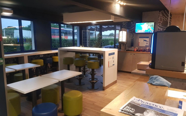 ibis budget Marseille Vitrolles