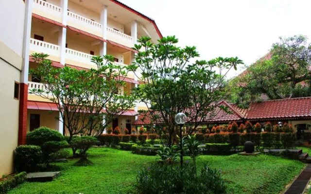 Wisma Makara Suite