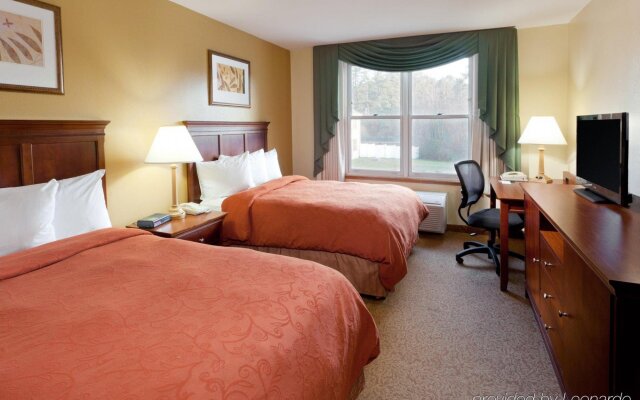 Country Inn & Suites by Radisson, Millville, NJ