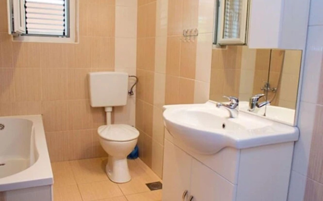 Irena - 100m From the sea - A4 Veliki Prvi kat