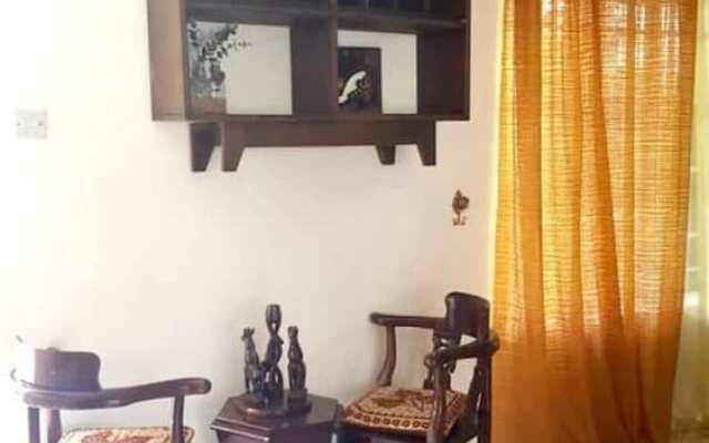 Beautiful 3-bed 2 Bath House at Spur Road Freetown