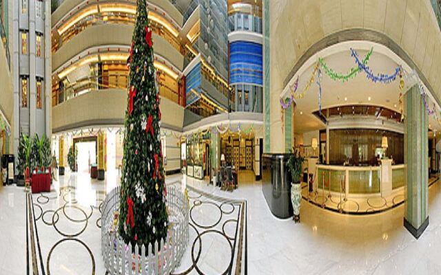 Rich Hotel