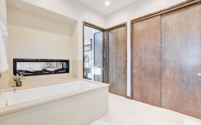 2113 Barbaro Way Cabin Unit 16