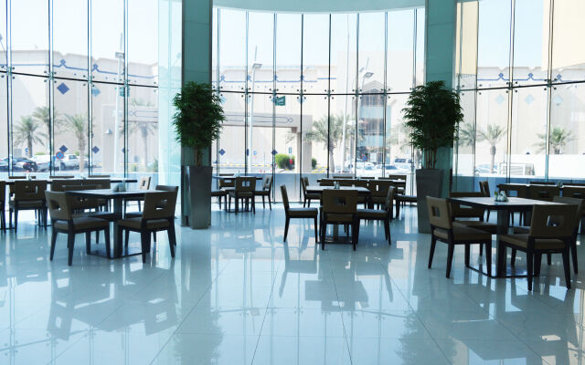 Grand Mayral Hotel