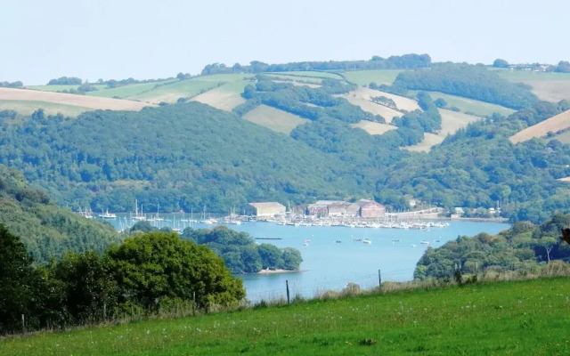 Sheena's Dartmouth Chalets