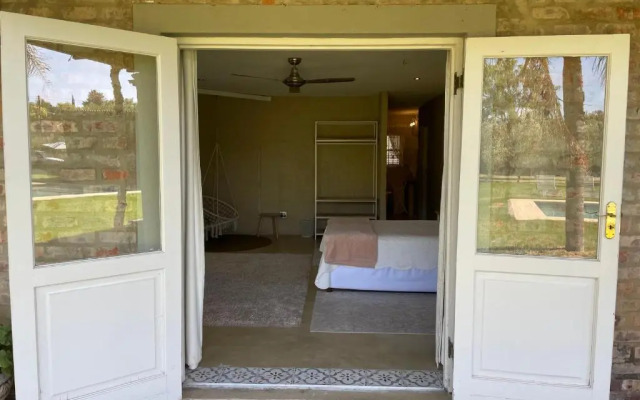 Hartland Garden Suite