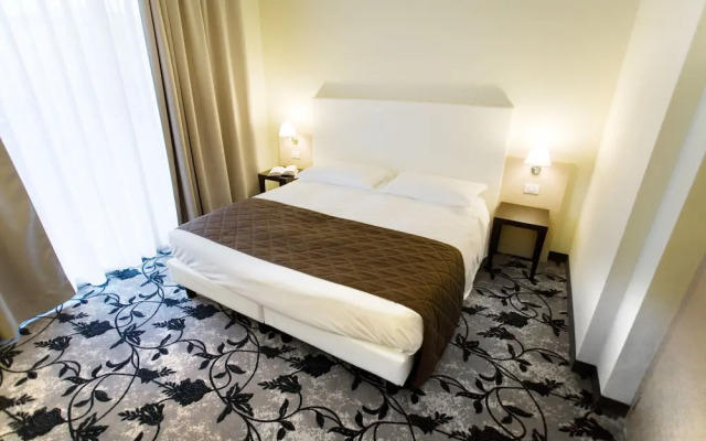 Hotel Regal  Apartments