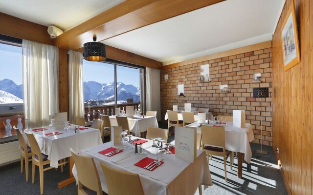 Hôtel Eliova - Le Chaix