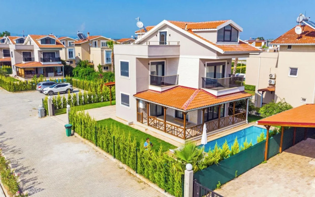 Paradise Town Villa Lisa