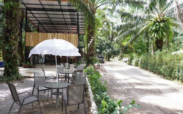 Tonphet Greenery Garden