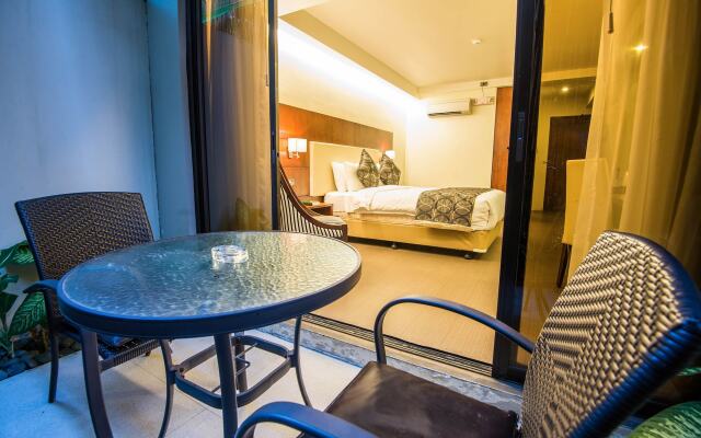Ariana Hotel