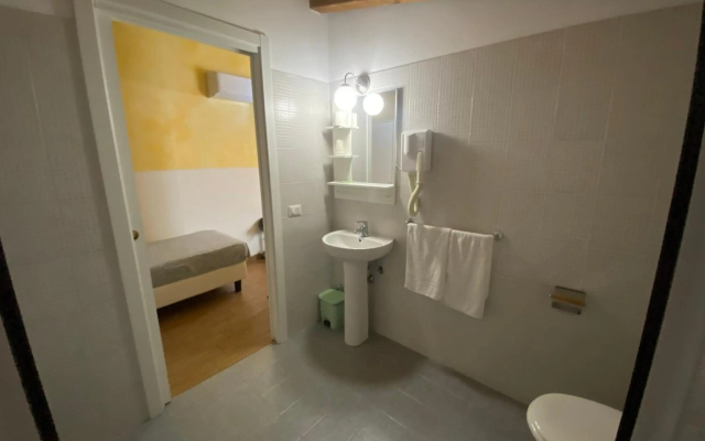 Via Mameli 5 Inn