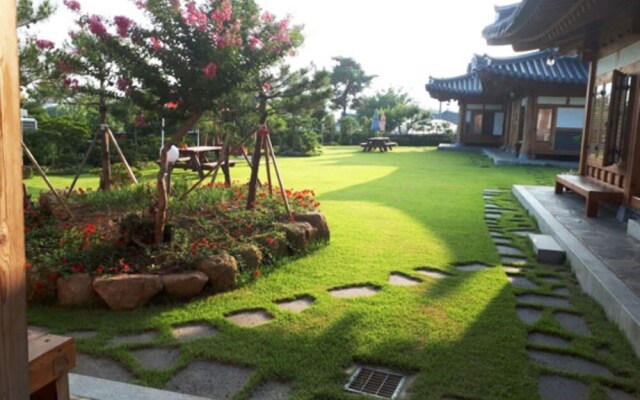 Suncheon Garden House Pension