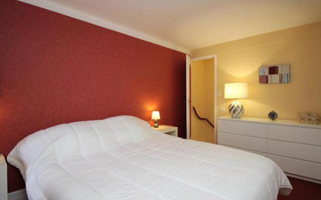 Appartement La Bourboule, 2 pièces, 6 personnes - FR-1-608-19