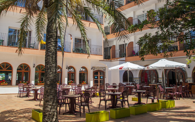 Hotel Comarruga Platja