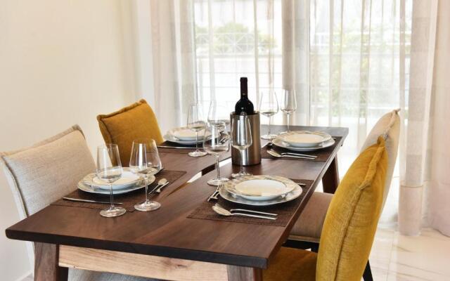 Thala-Sea Luxury House