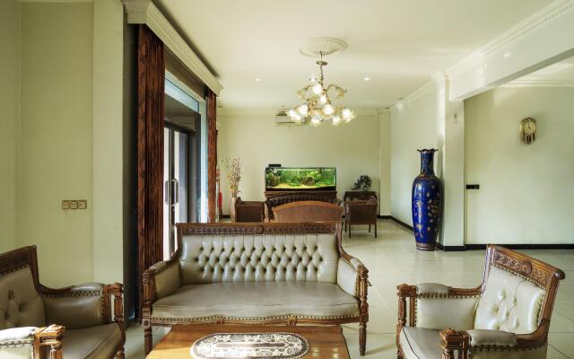 OYO 1005 Hotel Kumala