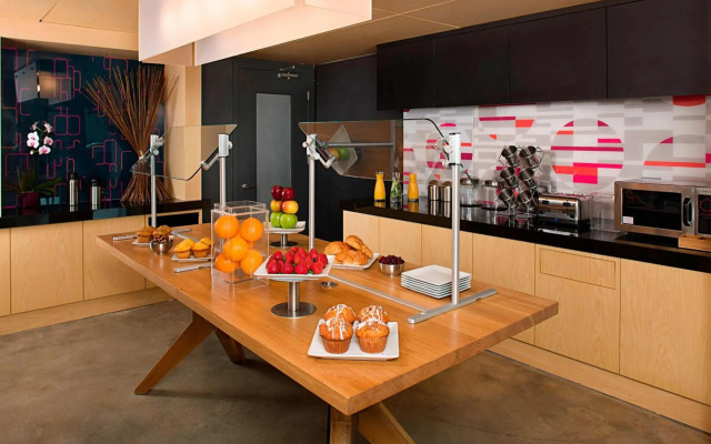 Aloft Miami - Brickell