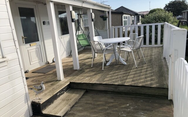 Seabirds - 3 bed chalet, dog friendly, Bridlington