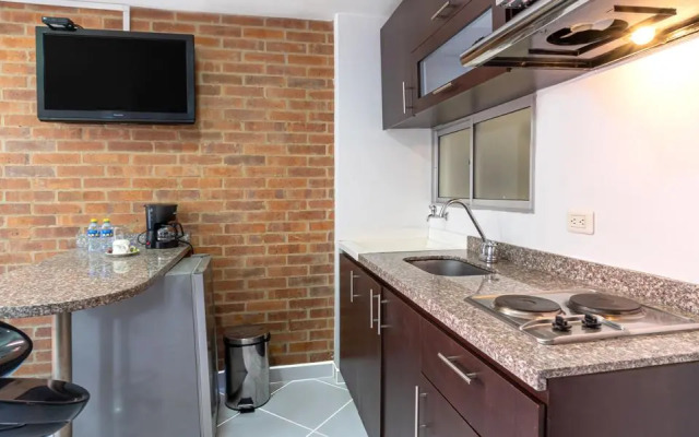 ICON 48 Luxury Apartasuites